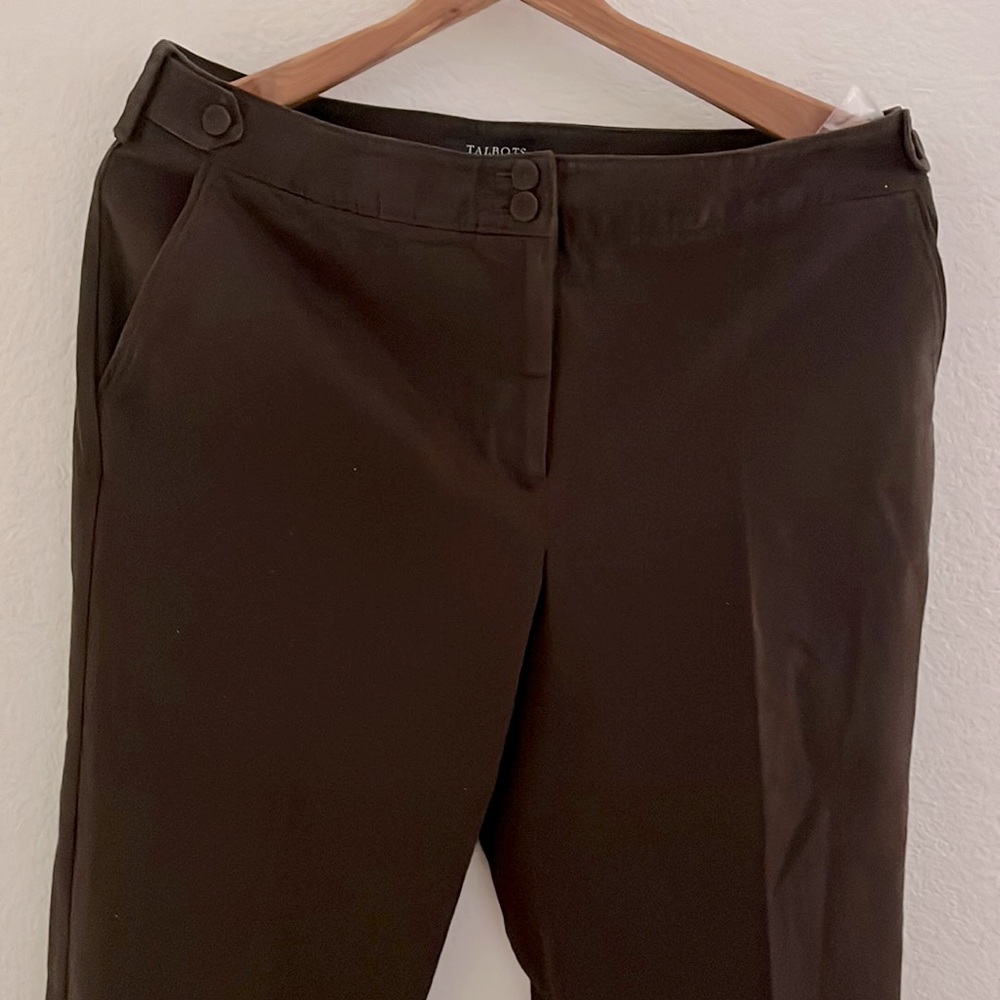Talbots dark brown women’s cargo pants size 10.